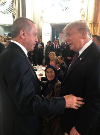 Ərdoğan və Tramp səudiyyəli jurnalistin ölümü məsələsini müzakirə ediblər - FOTOLAR
