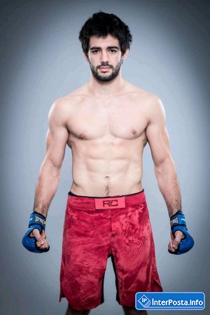 Cəmil İbrahimovun Bellator MMA-da debütü və qələbəsi