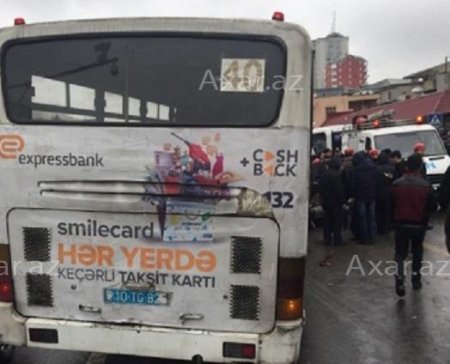 Bakıda avtobus zəncirvari qəza törətdi, yaralılar var - FOTO