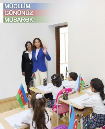 Mehriban Əliyeva müəllimləri təbrik edib (FOTO)