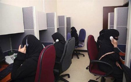 Bu ölkədə yaraşıqlı kişiləri deportasiya edirlər -