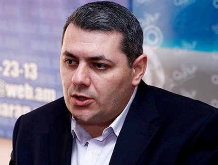 Erməni politoloqları təlaş içində Azərbaycana sanksiya tətbiq olunmasından danışır