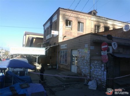 Ukraynada 4 azərbaycanlı hosteldə yanaraq ölüb - 