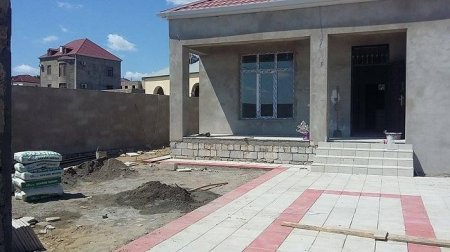 Mehriban Əliyeva qaziyə bu evi bağışladı - Foto