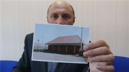 İcra başçısı sahibkarı Gədəbəydən didərgin salmaq istəyir - FOTOLAR