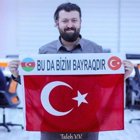 Türk komandanın bayraq jestinə Bakıdan cavab - 