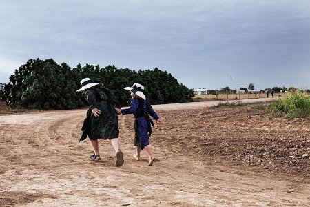 Bir əsrdən çoxdur yatıblar, amma heç biri ölü deyil (FOTOLAR)