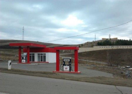 İcra başçısı Gədəbəyi qarış-qarış zəbt edib - 