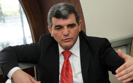 Deputat: "BDU-nun həyətində Rəsulzadənin büstünü görməyəcəyik"