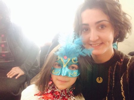 Qaxda hamı bu müəllimdən danışır 