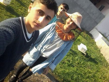 Qaxda hamı bu müəllimdən danışır 
