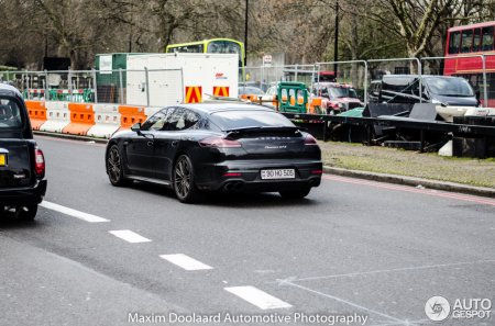 İşdən çıxarılan nazirin Londondakı bahalı avtomobili və mülkləri (FOTO/VİDEO)