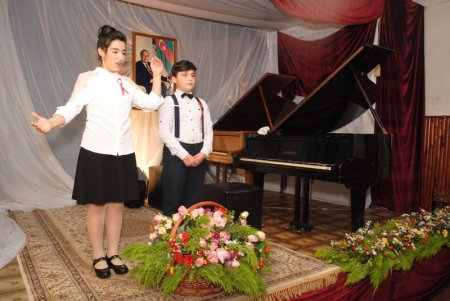 Ulu Öndər Heydər Əliyevin 95 illik  yubileyinə  həsr olunmuş konsert keçirilib