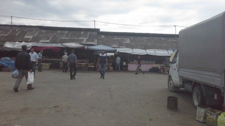 “Qubanın mərkəzi bazarının vəziyyəti bu turizm məkanını gözdən salır”- FOTOLAR
