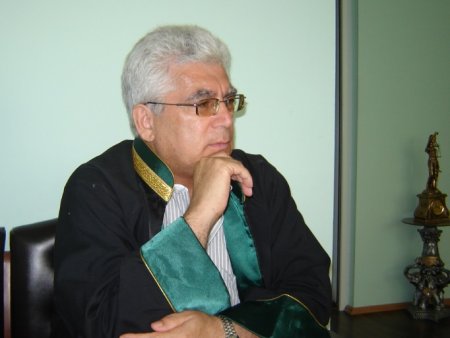 Ağsunun icra başçısının oğlu milyonluq obyekti necə aldı?