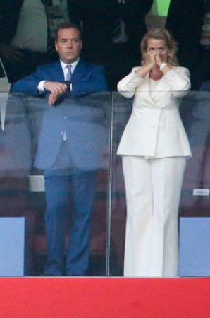 Medvedevin xanımı futbolda emosiyalarını cilovlaya bilmədi