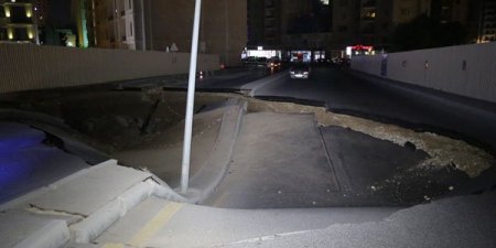 Bakının mərkəzində avtomobil yolu çökdü (FOTO/VİDEO)