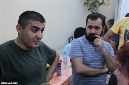 Mehman və Emin Hüseynovların yas evi: kimlər var - 