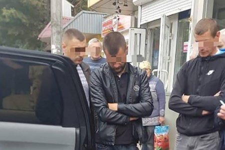"Lotu Quli"yə qarşı çıxan kriminal avtoritet saxlanıldı (FOTOLAR)