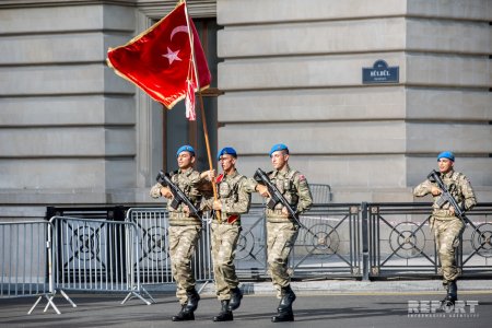 Bakıdakı möhtəşəm paraddan 