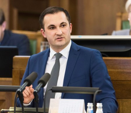 Azərbaycanlı Latviyada deputat seçildi