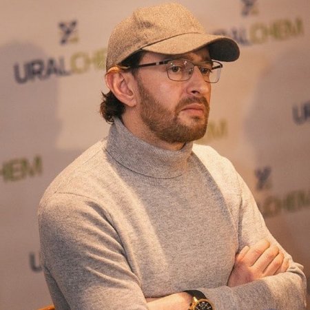 Bəşəriyyətə insanlıq dərsi keçən məşhur milyonçular (FOTOLAR)