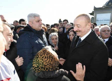 Prezident sumqayıtlı tələbənin xahişini yerə salmadı: Bu məsələni də həll edəcəyik (FOTOLAR)