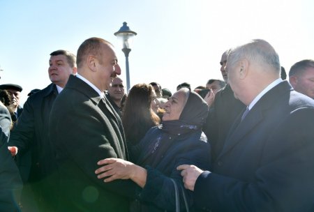 Prezident sumqayıtlı tələbənin xahişini yerə salmadı: Bu məsələni də həll edəcəyik (FOTOLAR)