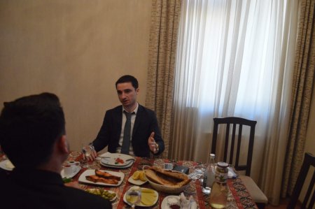 Səbuhi Rüstəmov: "Uğur deyəndə ağlıma ilk gələn üzlərində təbəssümə səbəb olduğum insanlardır".