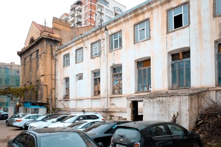 Mehriban Əliyevadan Bakıdakı tarixi bina məsələsinə münasibət: "... QORUMALIYIQ!"