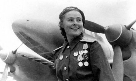 Züleyxa Seyidməmmədova: Stalini xilas edən ilk azərbaycanlı qadın pilot (FOTOLAR)