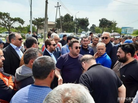 Gürcüstan azərbaycanlılarından "spirt" etirazı (FOTO)