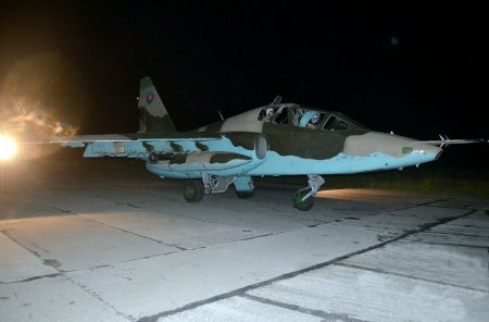 Su-25 hücum təyyarələrimiz raket zərbələri endirdi (FOTO/VİDEO)