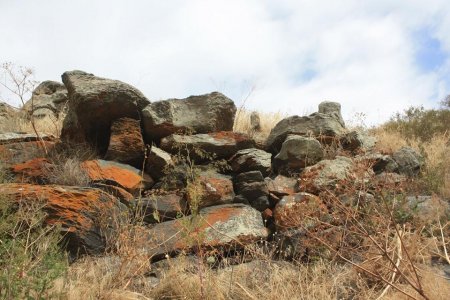 Ermənilər Laçında qədim yaşayış məskənlərini dağıdır (FOTOLAR)