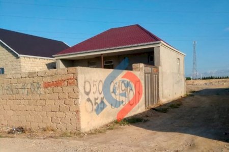 Elarizin başıbəlalı evi: “Satılmır ki, satılmır…” (FOTOLAR)