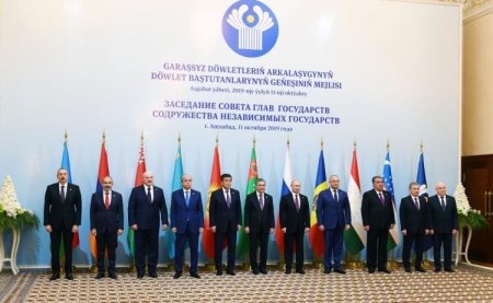 Prezident İlham Əliyev Aşqabadda MDB Dövlət Başçıları Şurasının iclasında çıxış edib - FOTOLAR 