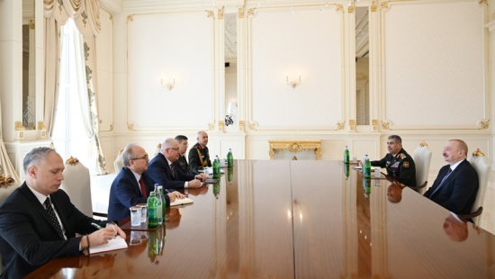 Prezident Yaşar Güləri qəbul etdi (FOTO)