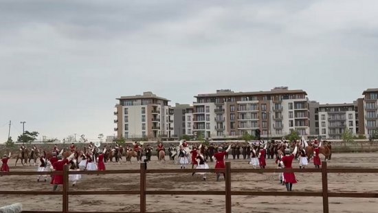 Zirvə görüşünün iştirakçıları 