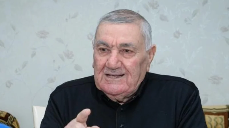 
Əşrəf Veysəlli vəfat etdi
