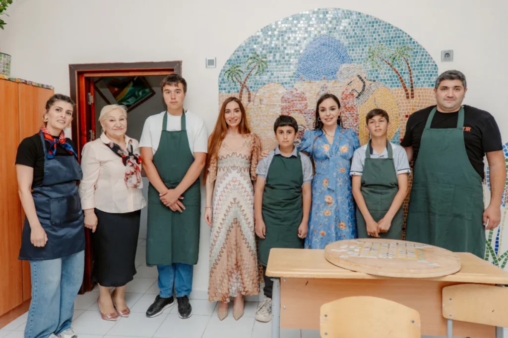 Leyla Əliyeva və Arzu Əliyeva internat tipli ümumtəhsil məktəbində (FOTO)