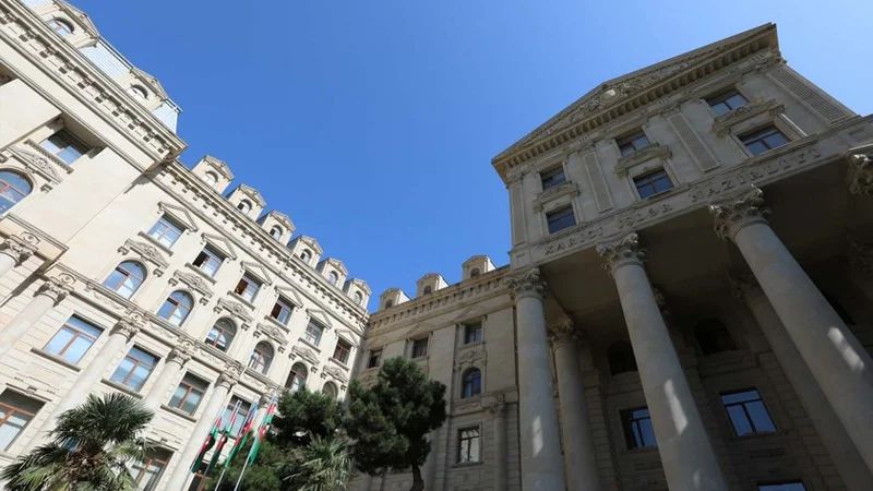 
XİN vətəndaşlara çağırış etdi: Münaqişə bölgələrində işləməkdən çəkinin
 