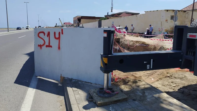 Pirşağıda kanalizasiya kollektorlarının tikintisində bütün təhlükəsizlik tədbirləri görüldü (FOTO)